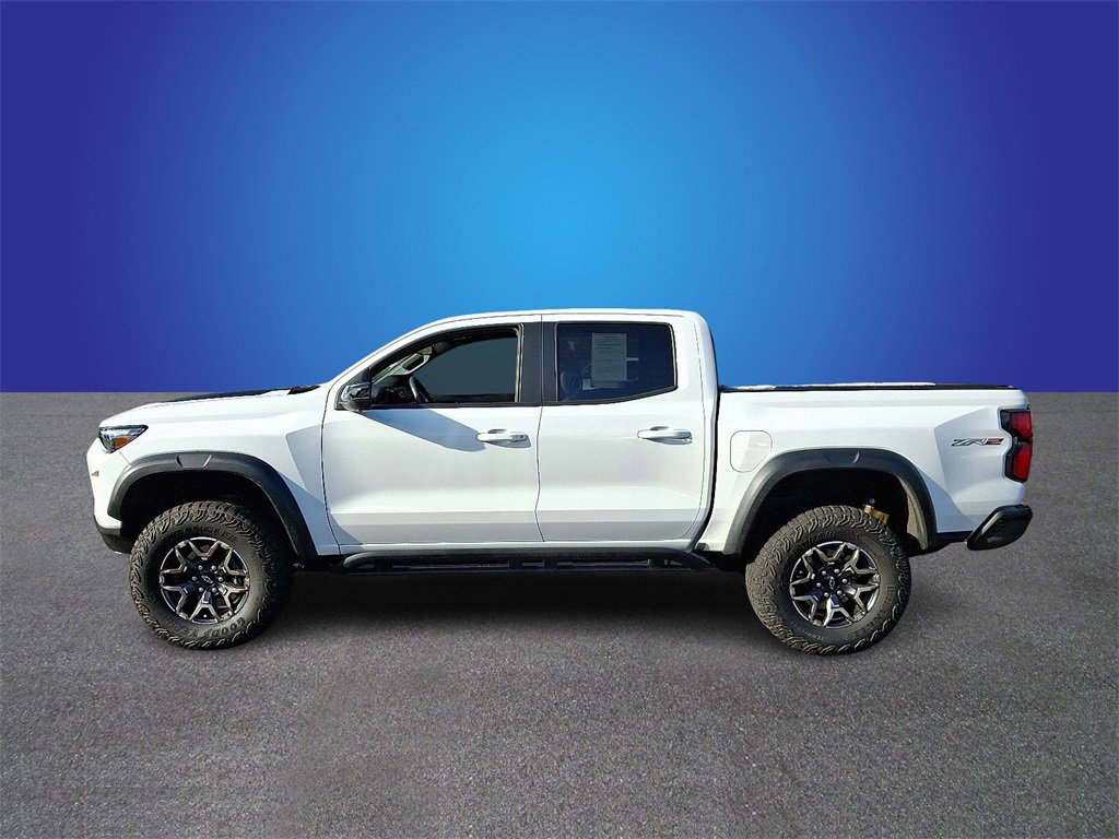 Used 2023 Chevrolet Colorado ZR2 w/ ZR2 Convenience Package III image 7