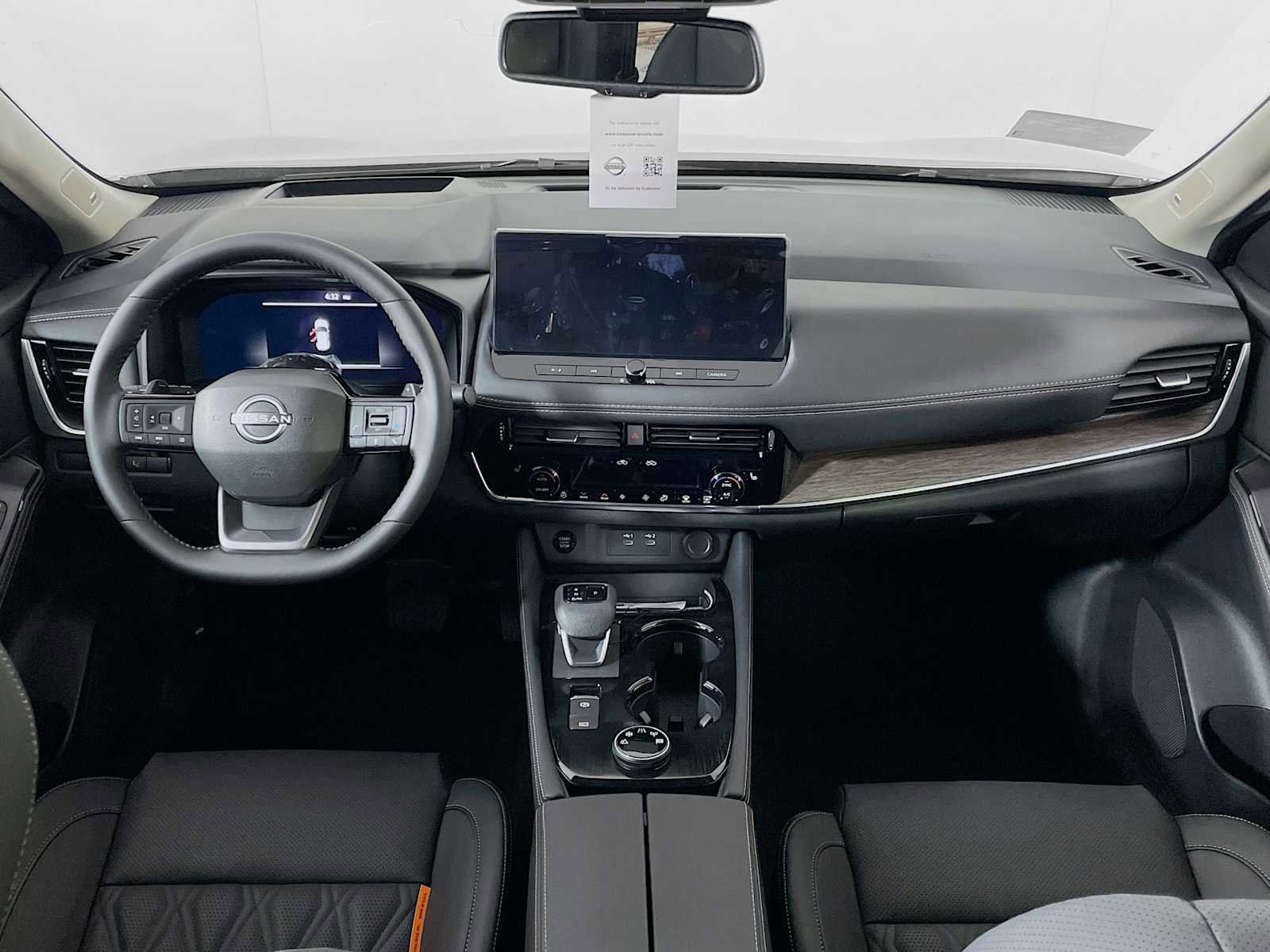 New 2026 Nissan Rogue Platinum w/ Tech Package image 3