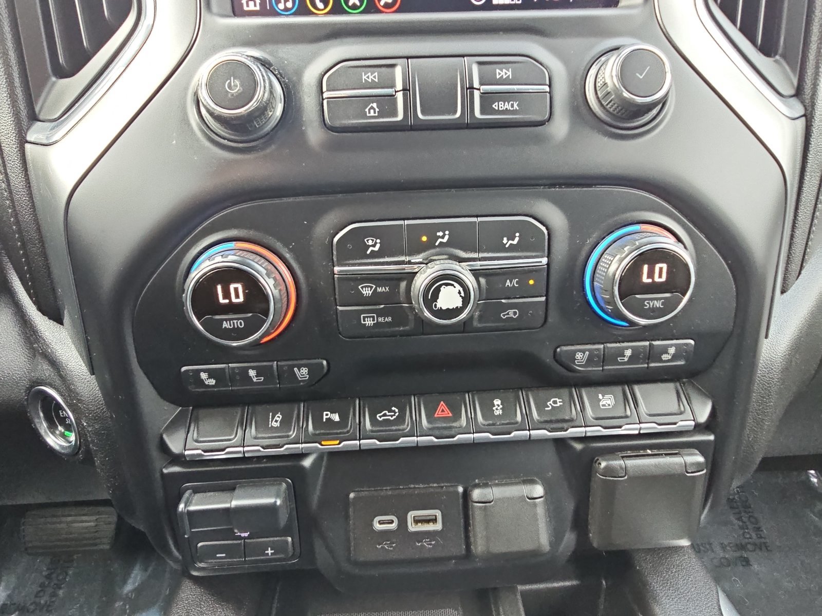 Used 2020 Chevrolet Silverado 2500 LTZ w/ LTZ Plus Package RWD image 22