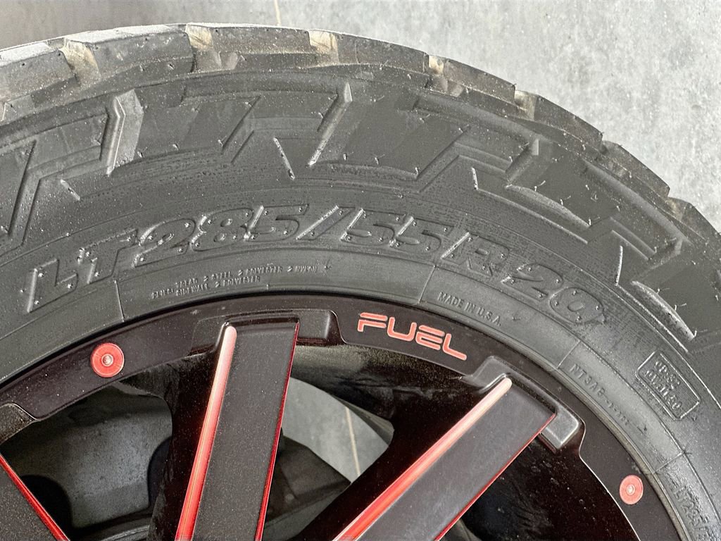 Used 2015 Chevrolet Silverado 2500 LT w/ LT Convenience Package AWD/4WD image 32