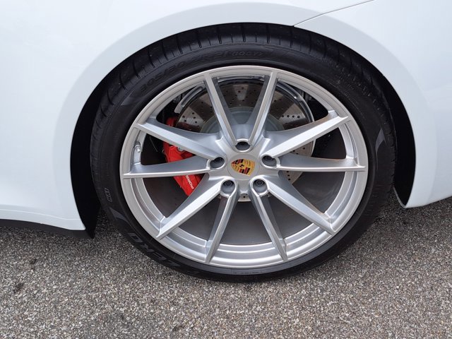 Used 2024 Porsche 911 Targa 4S image 13