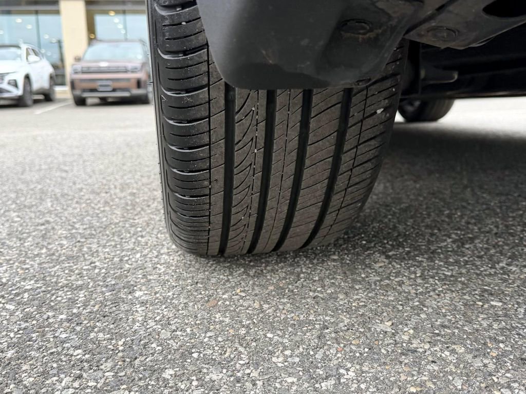 Certified 2023 Hyundai Elantra SEL w/ Convenience Package FWD image 13