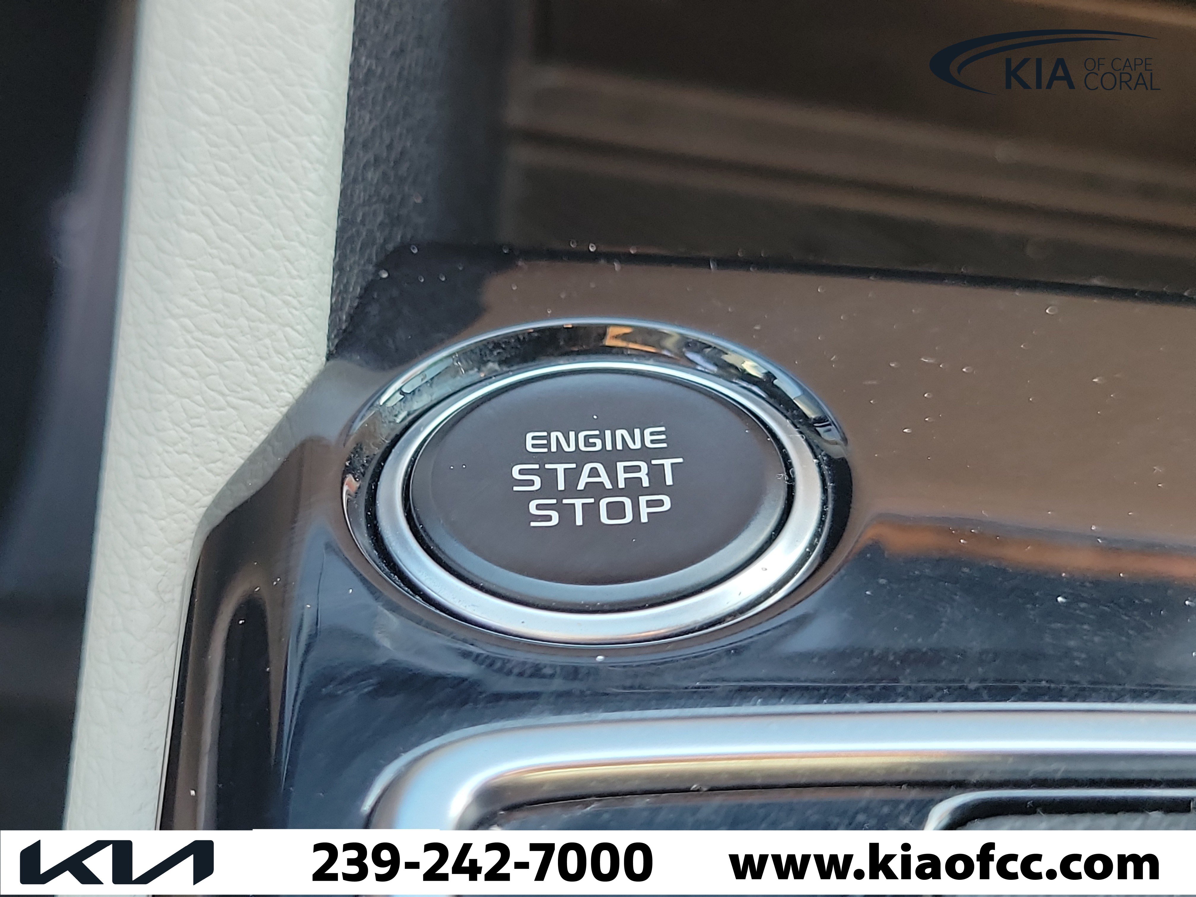 Certified 2024 Kia Sportage EX FWD image 30