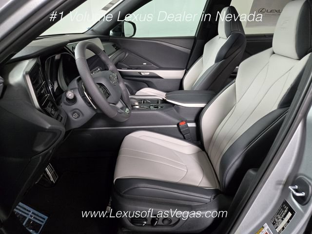 New 2026 Lexus TX 500h AWD image 10