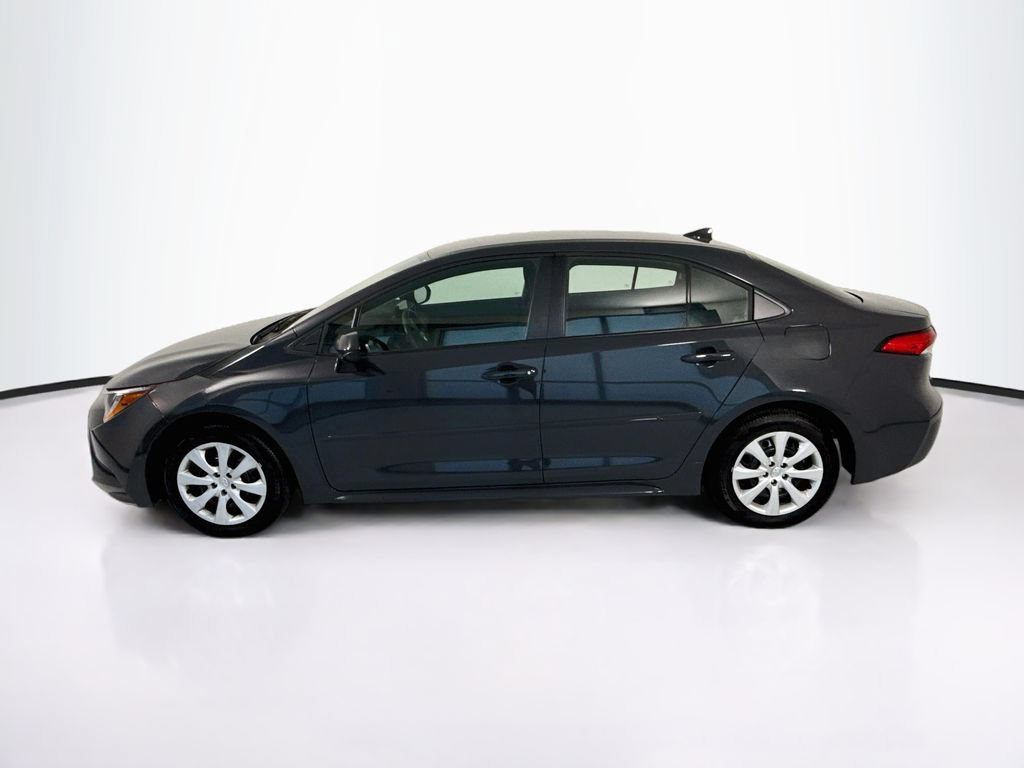 Used 2026 Toyota Corolla LE w/ Carpet Mat Package (TMS) FWD image 8