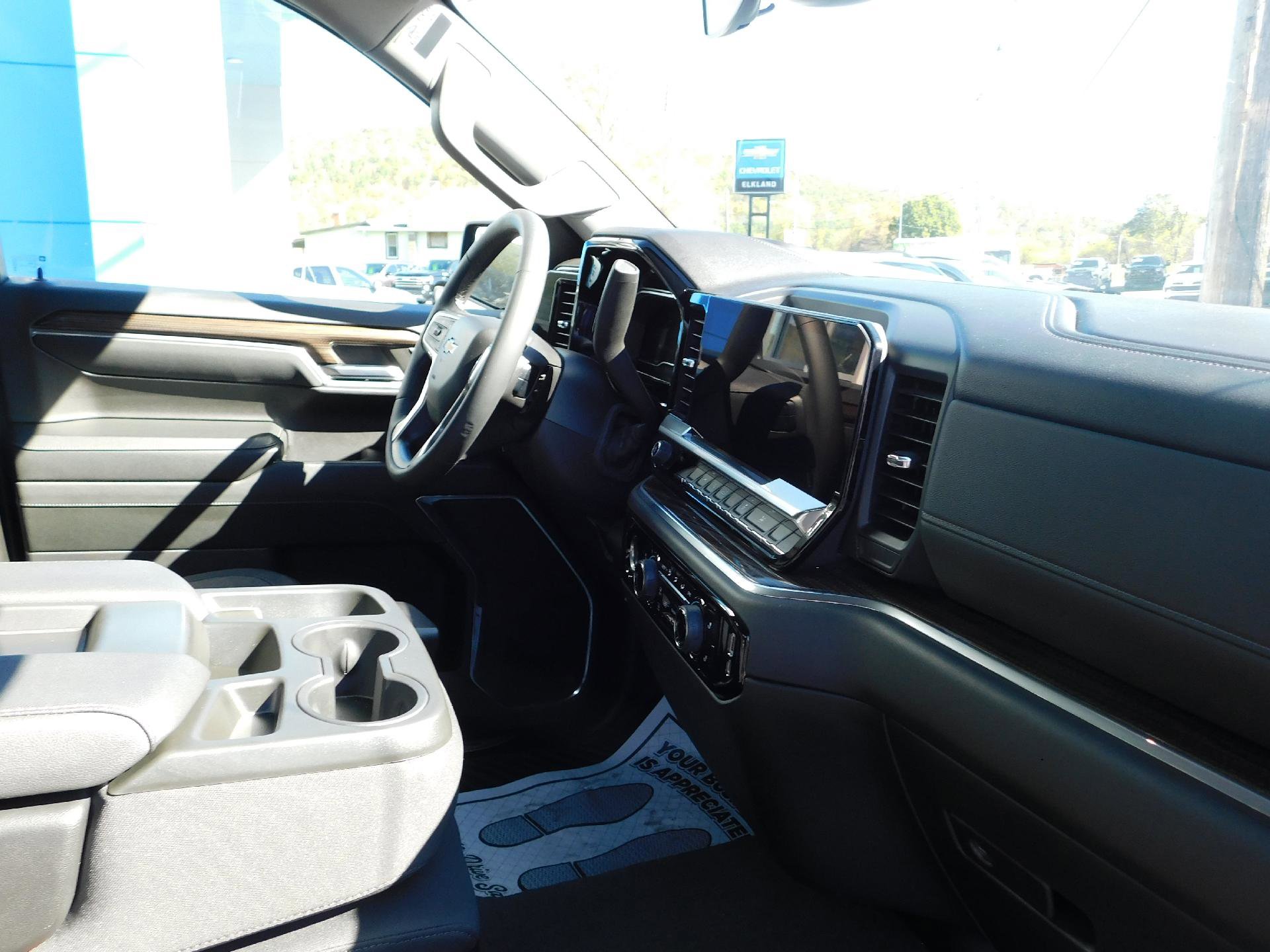 Used 2024 Chevrolet Silverado 1500 LT image 20