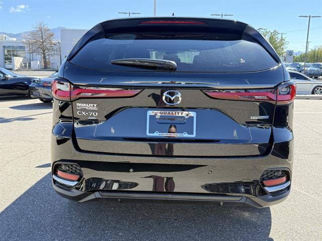 New 2025 MAZDA CX-70 Plug-In Hybrid w/ Premium Plus AWD/4WD image 4