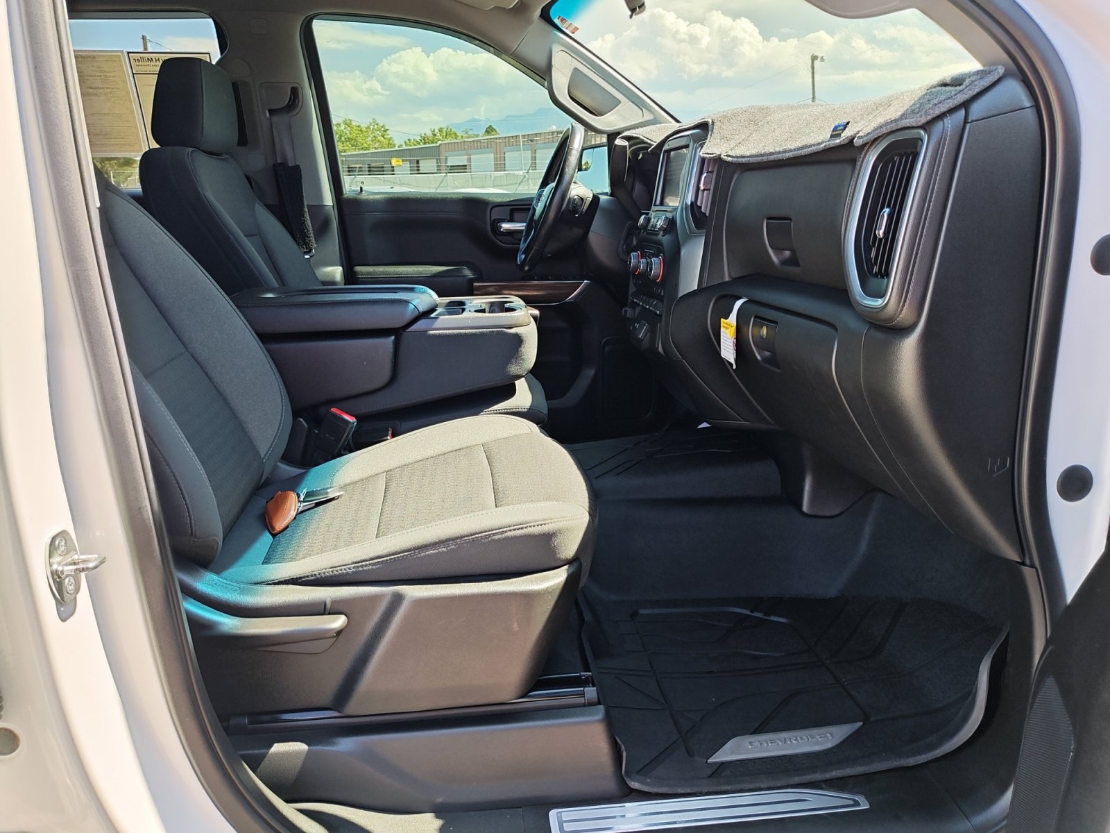 Used 2021 Chevrolet Silverado 1500 LT w/ Bed Protection Package AWD/4WD image 29