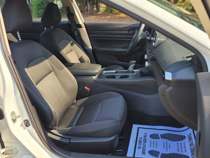Used 2024 Nissan Altima 2.5 S image 15