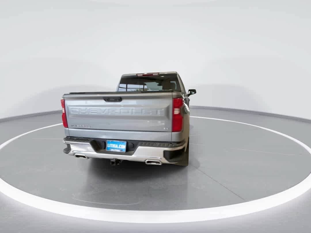 Used 2023 Chevrolet Silverado 1500 LT AWD/4WD image 7