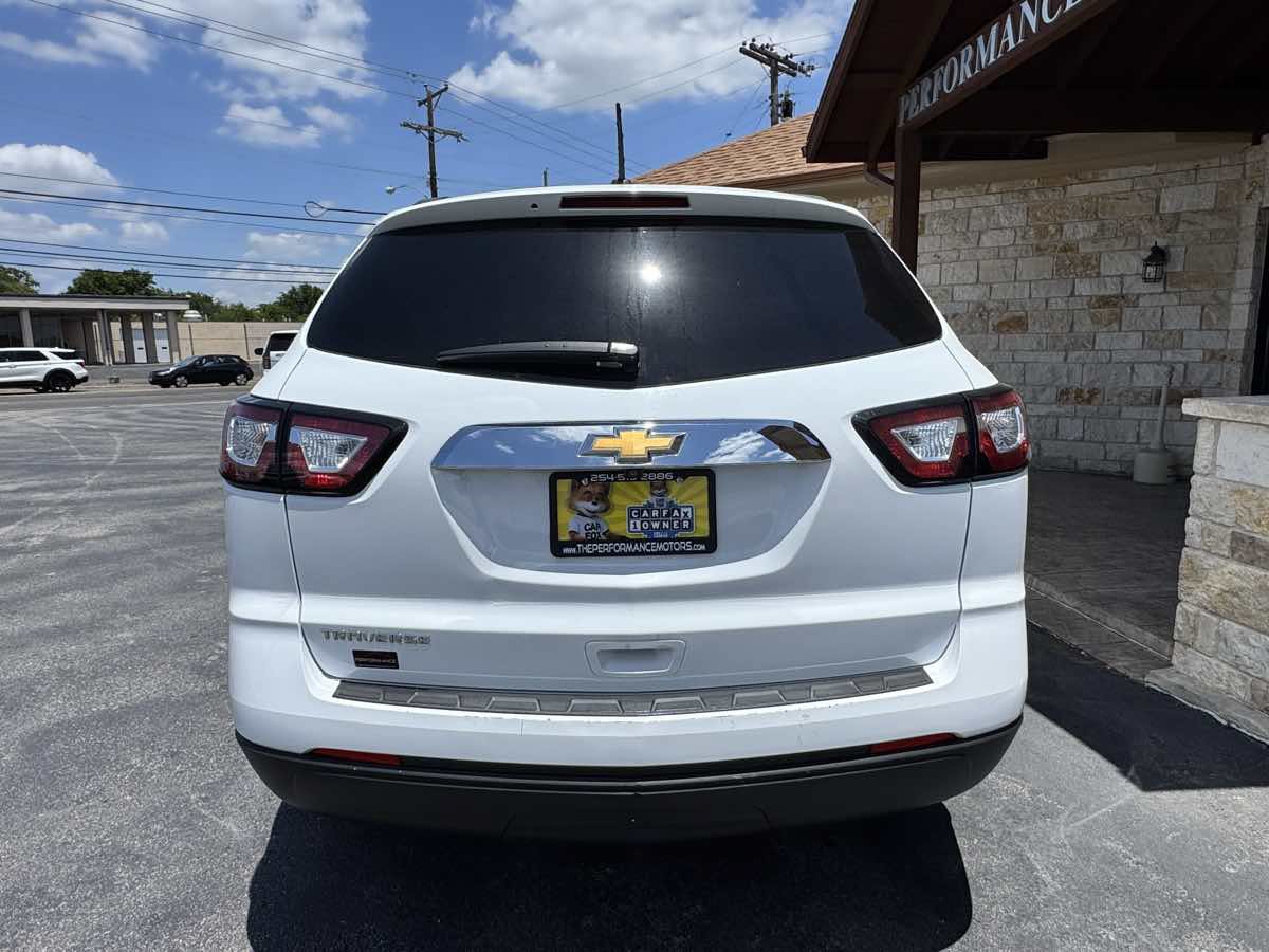 Used 2017 Chevrolet Traverse LS FWD image 3