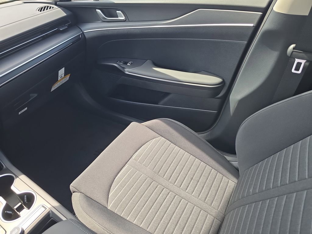 New 2026 Kia K5 LXS FWD image 15