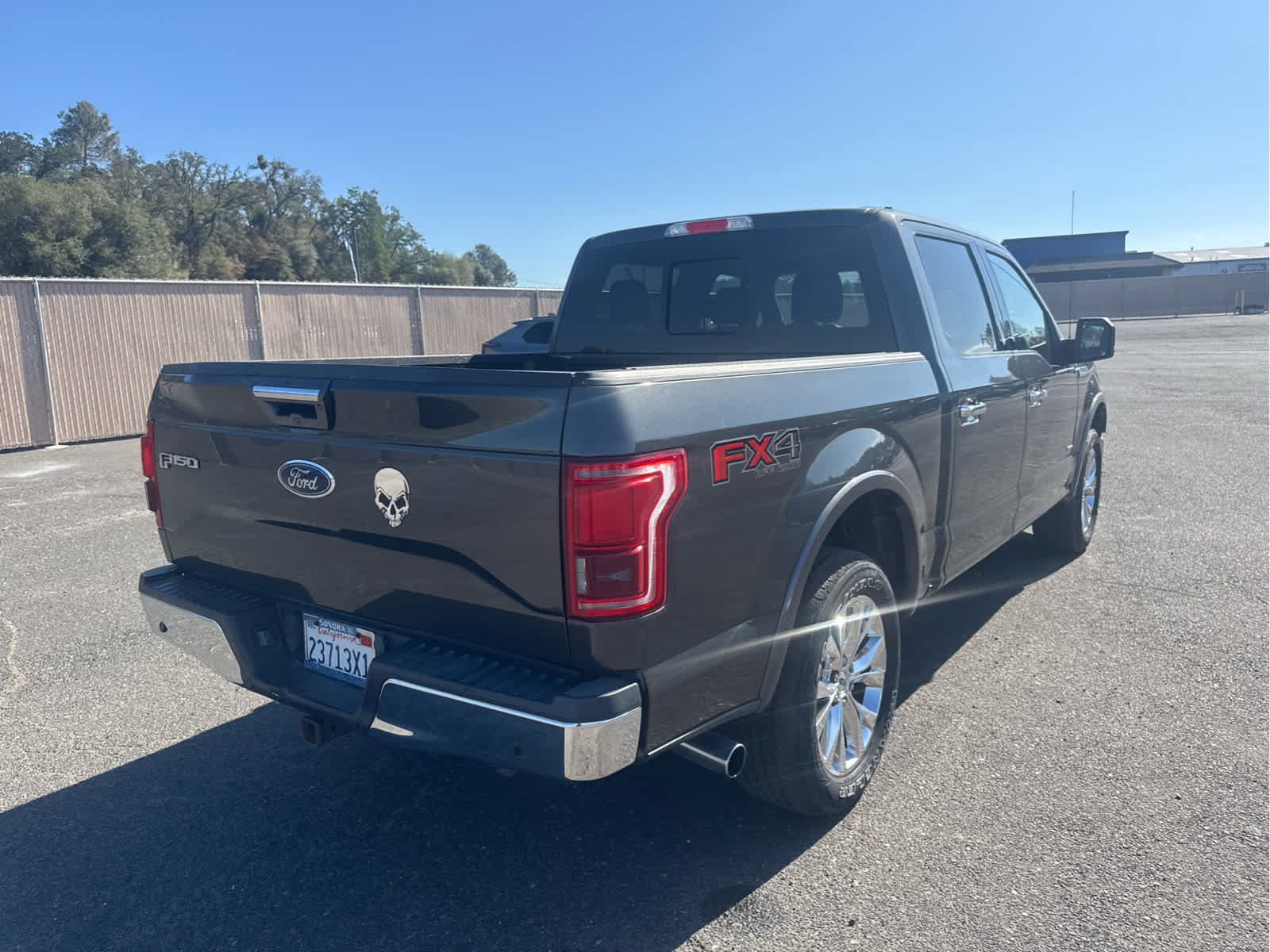 Used 2015 Ford F150 Lariat w/ Equipment Group 502A Luxury AWD/4WD image 5