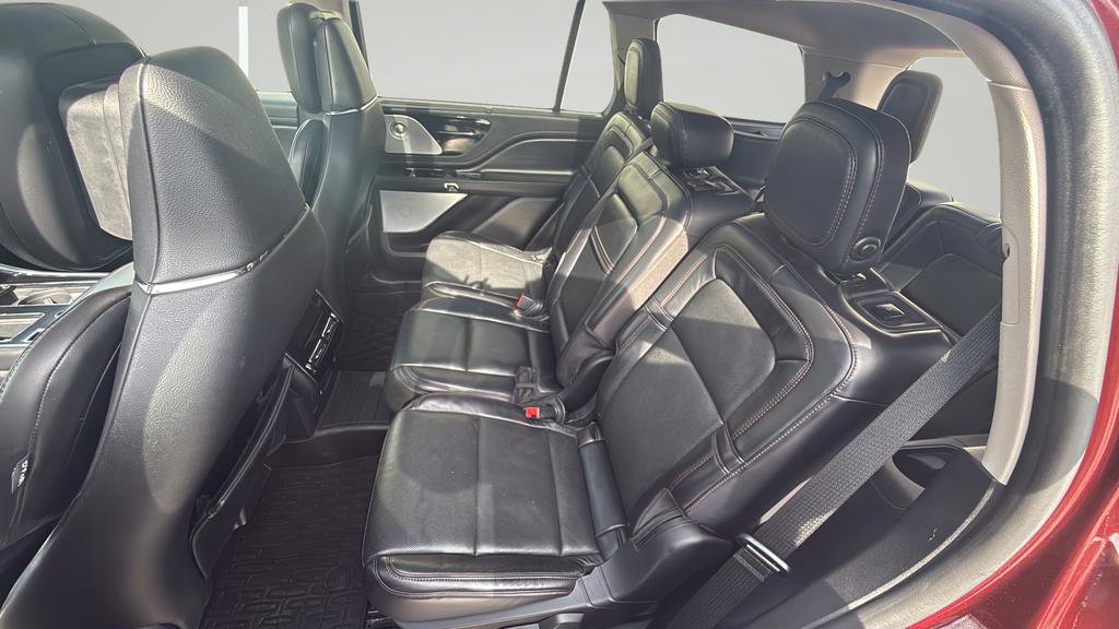 Used 2020 Lincoln Aviator Reserve w/ Equipment Group 201A image 34