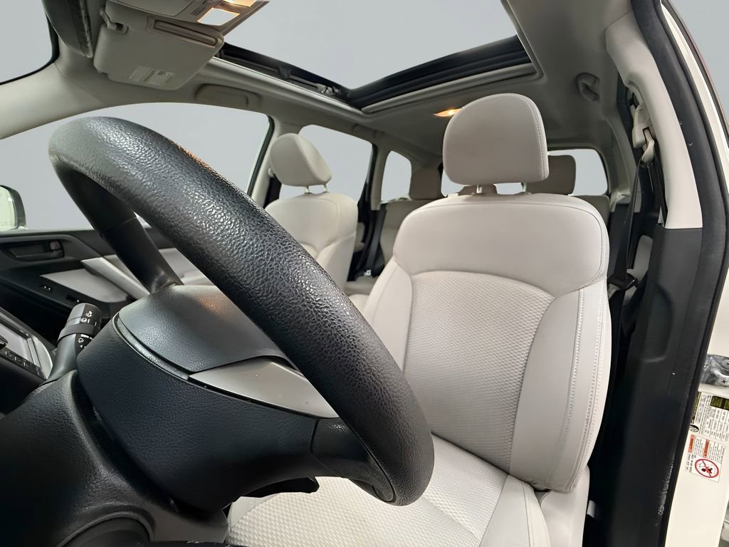 Used 2014 Subaru Forester 2.5i Premium AWD/4WD image 11