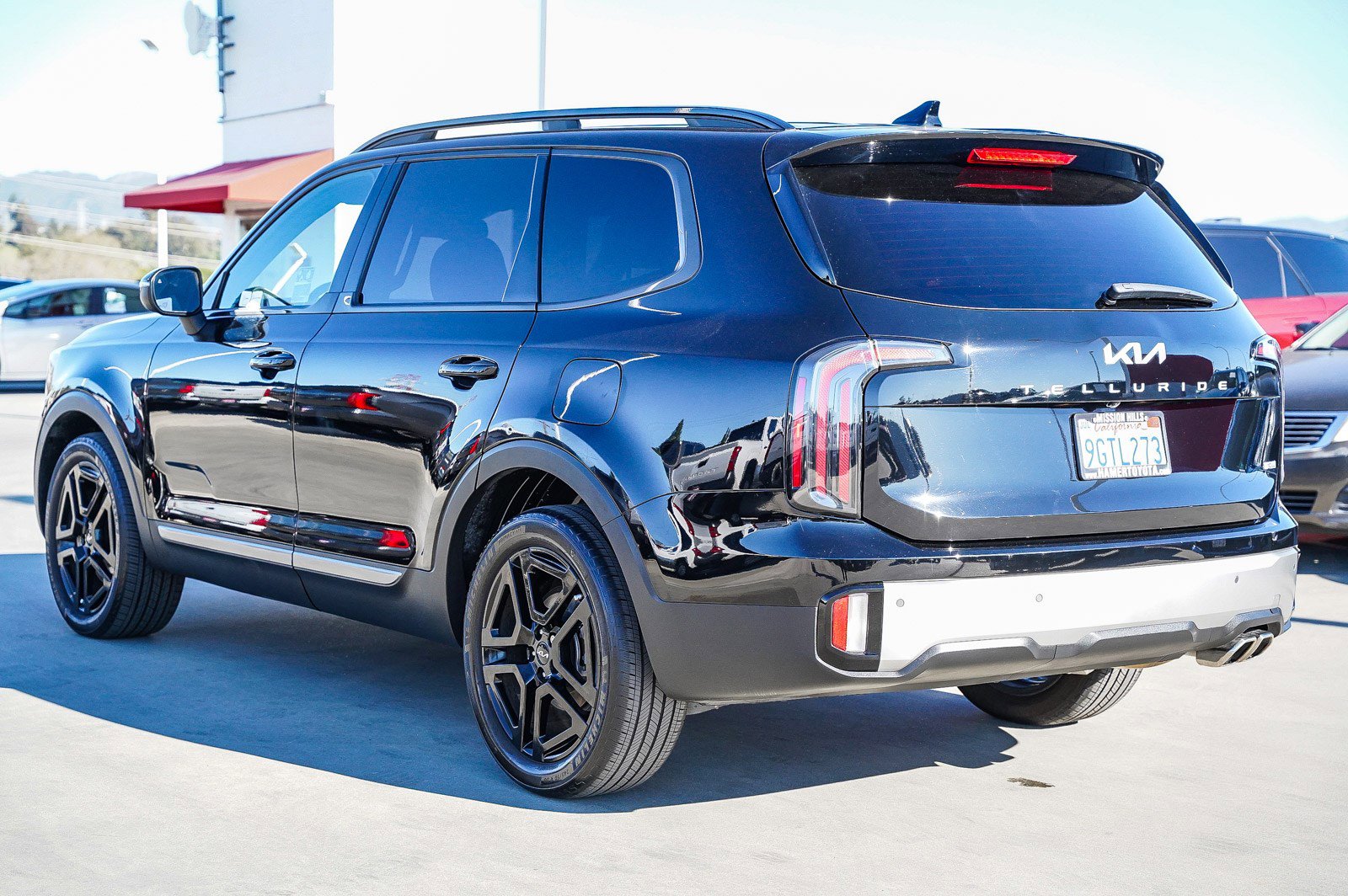Used 2023 Kia Telluride EX X-Line image 7
