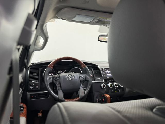Used 2020 Toyota Sequoia Platinum image 44