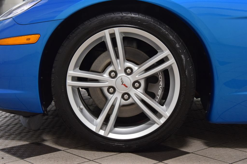 Used 2008 Chevrolet Corvette Coupe w/ Preferred Equipment Group RWD image 26