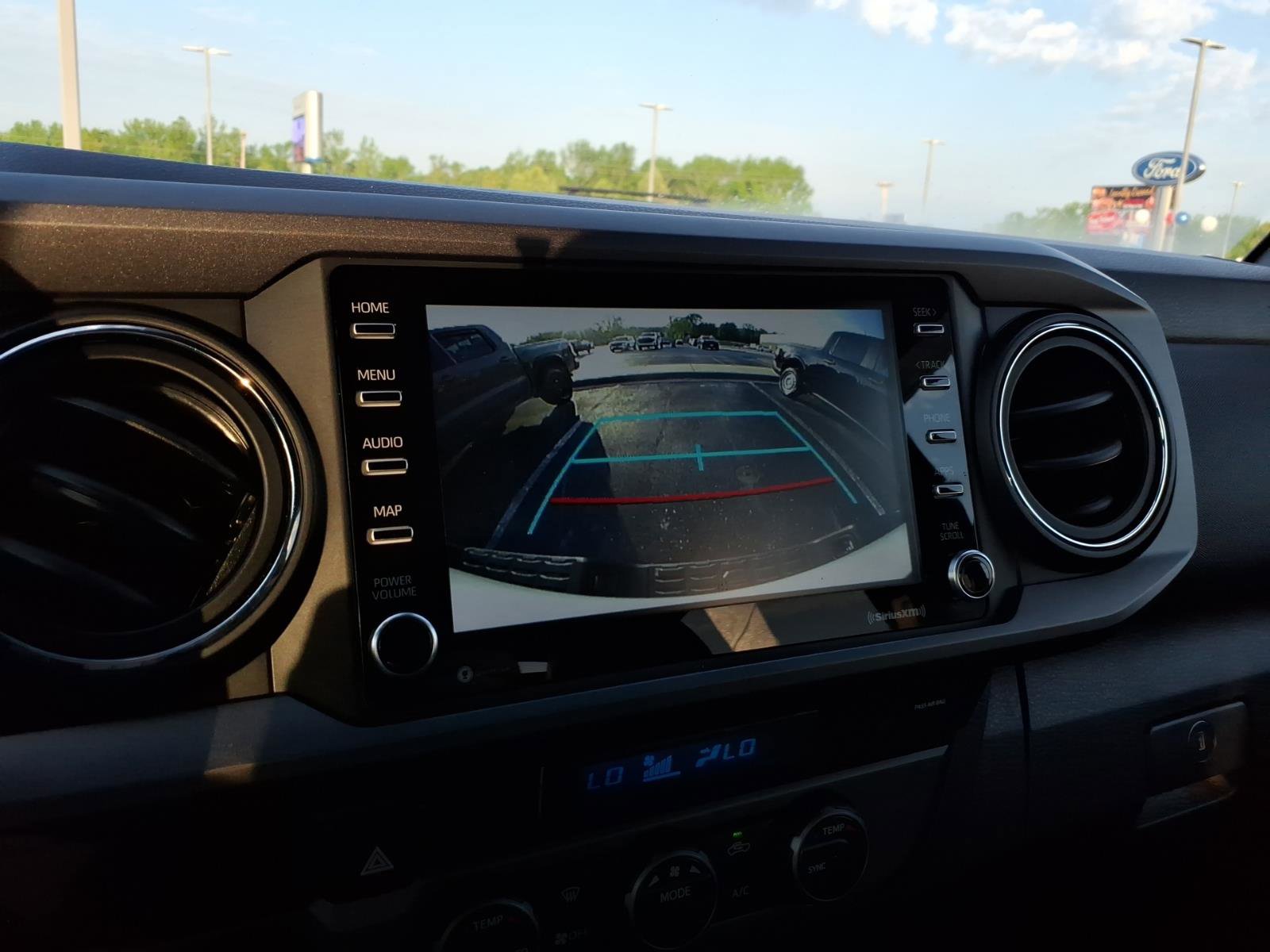 Used 2023 Toyota Tacoma TRD Off-Road image 19