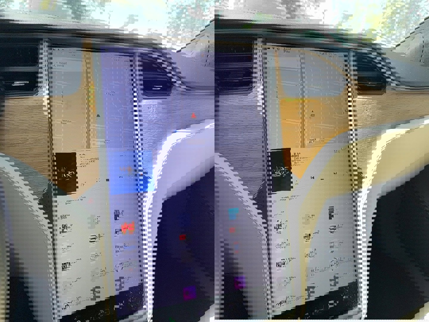 Used 2020 Tesla Model S Long Range Plus image 20