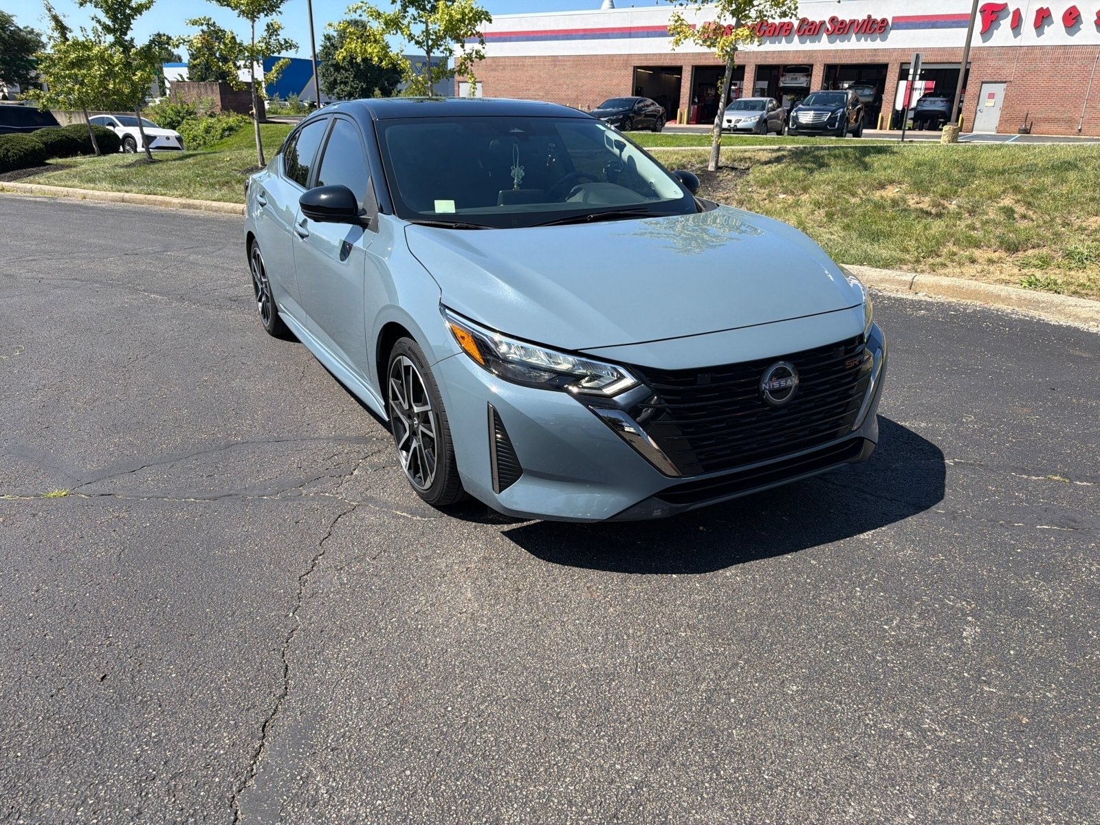 Used 2024 Nissan Sentra SR w/ SR Premium Package FWD image 25