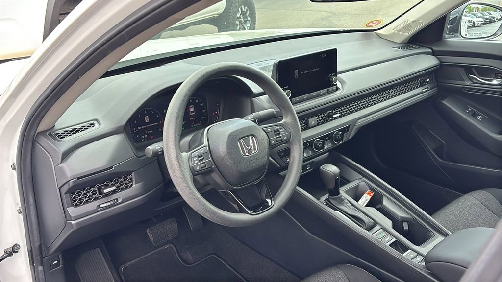 Certified 2025 Honda Accord SE image 23