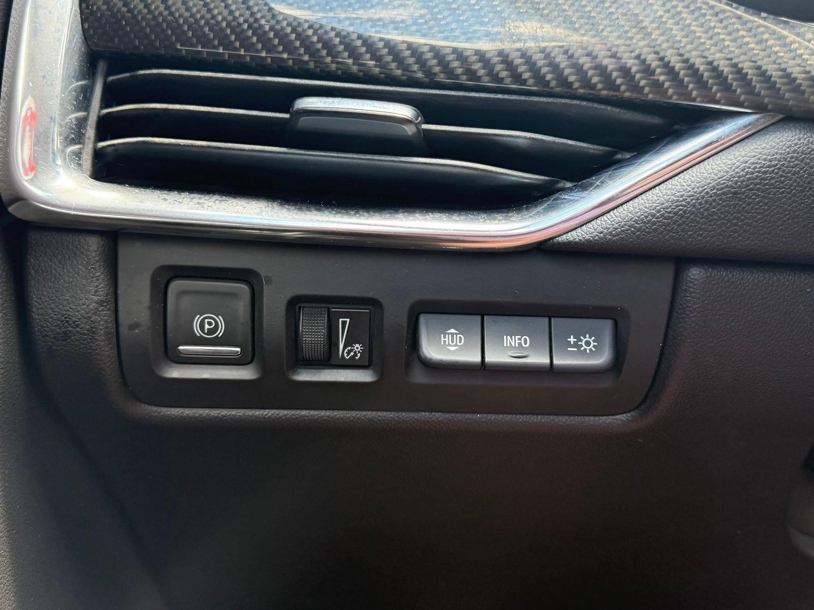 Used 2020 Cadillac XT4 Sport FWD image 23