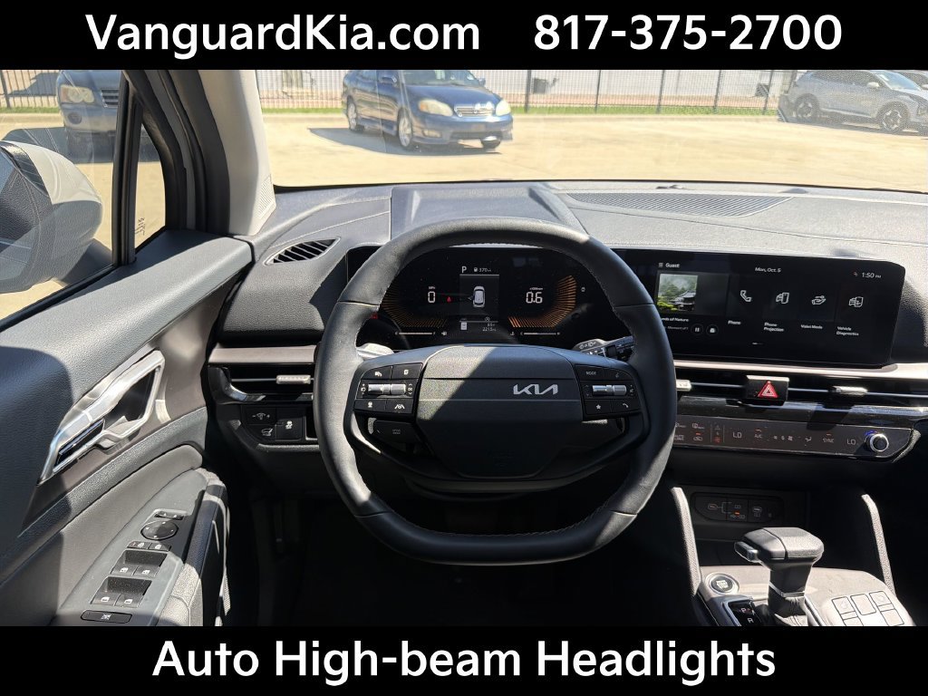 Certified 2026 Kia Sportage EX w/ EX Panorama Roof Package FWD image 13