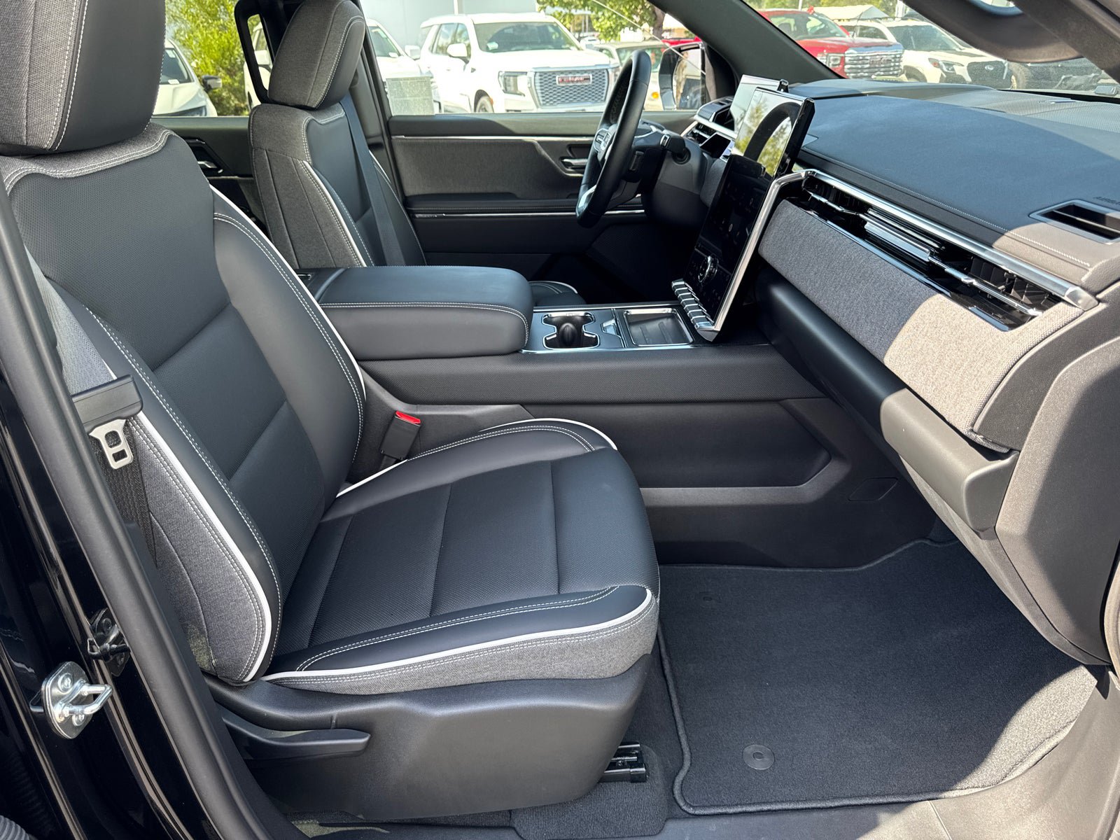 Certified 2026 GMC Sierra EV Elevation AWD/4WD image 16