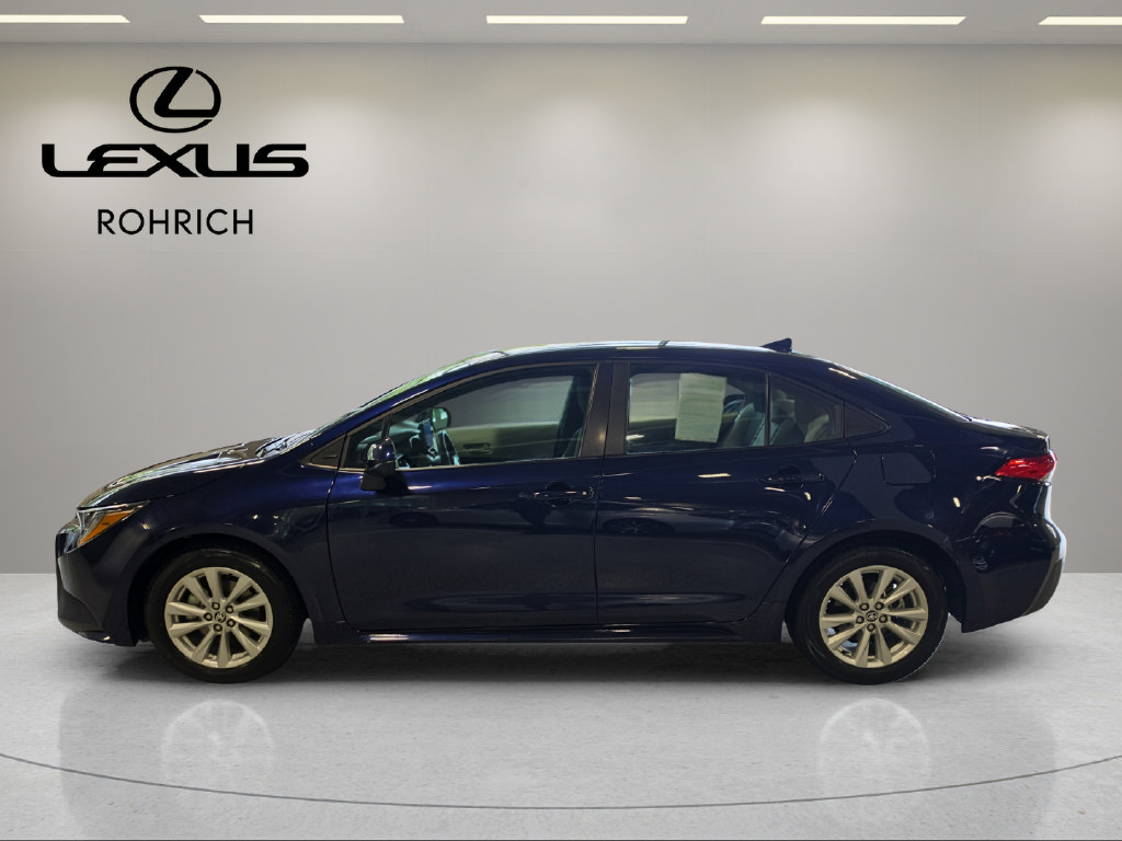 Used 2024 Toyota Corolla LE FWD image 9