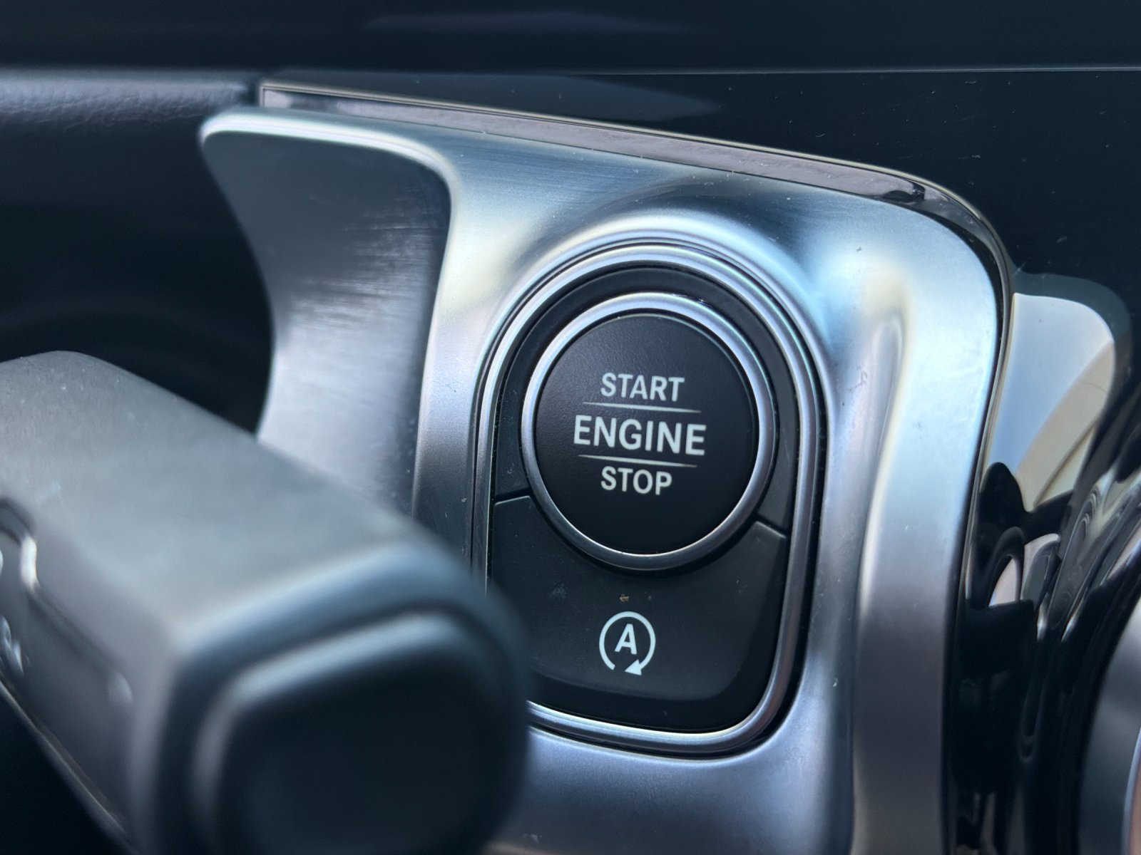 Used 2021 Mercedes-Benz GLB 250 4MATIC image 26