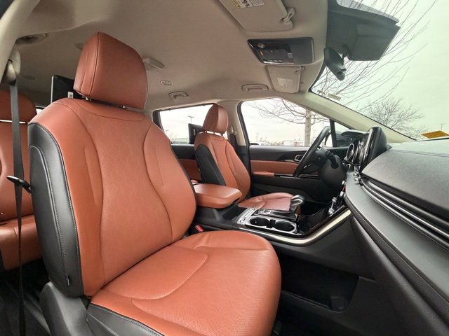 Used 2022 Kia Carnival SX image 25