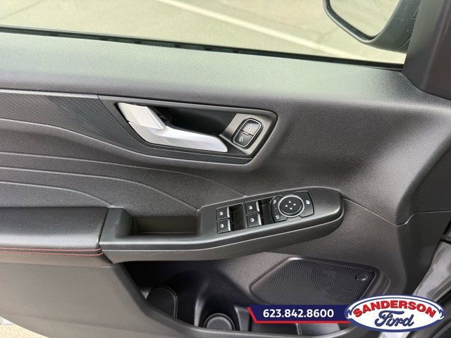 Used 2024 Ford Escape ST-Line FWD image 11