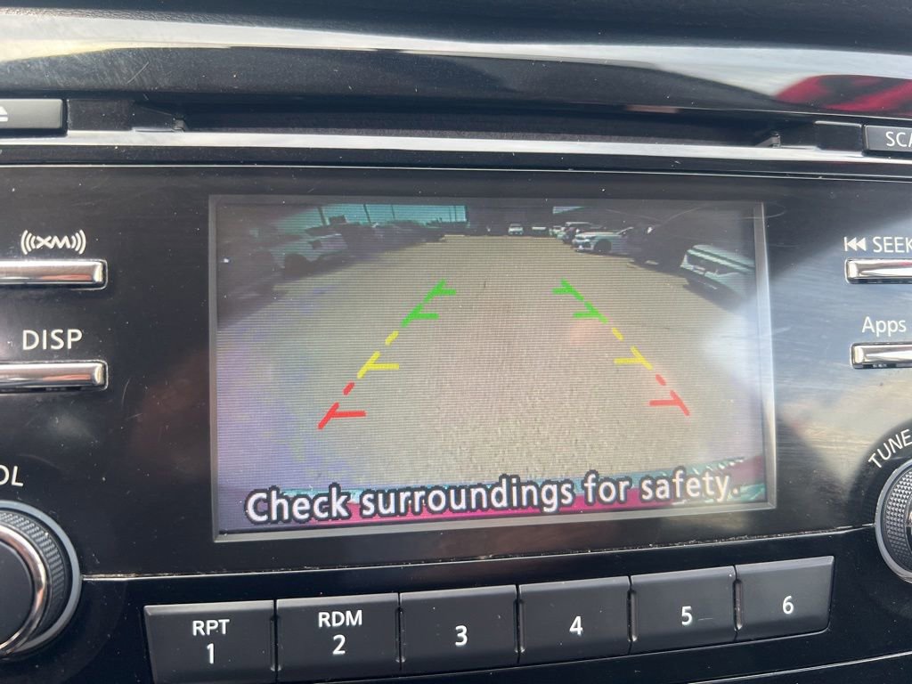Used 2016 Nissan Rogue SV AWD/4WD image 47
