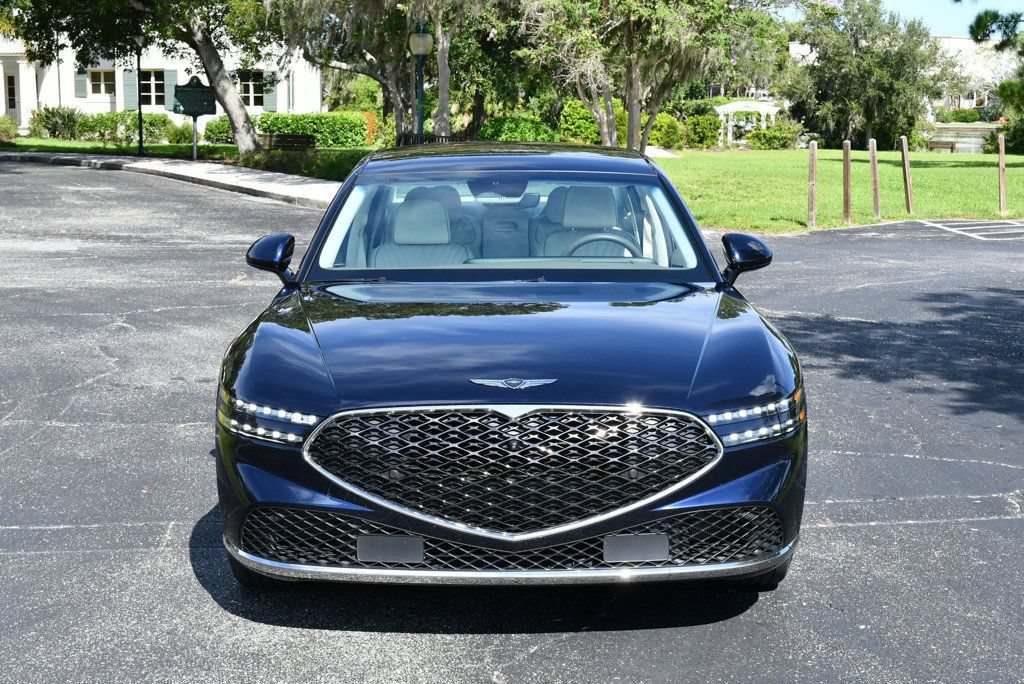 Used 2023 Genesis G90 3.5T AWD/4WD image 31