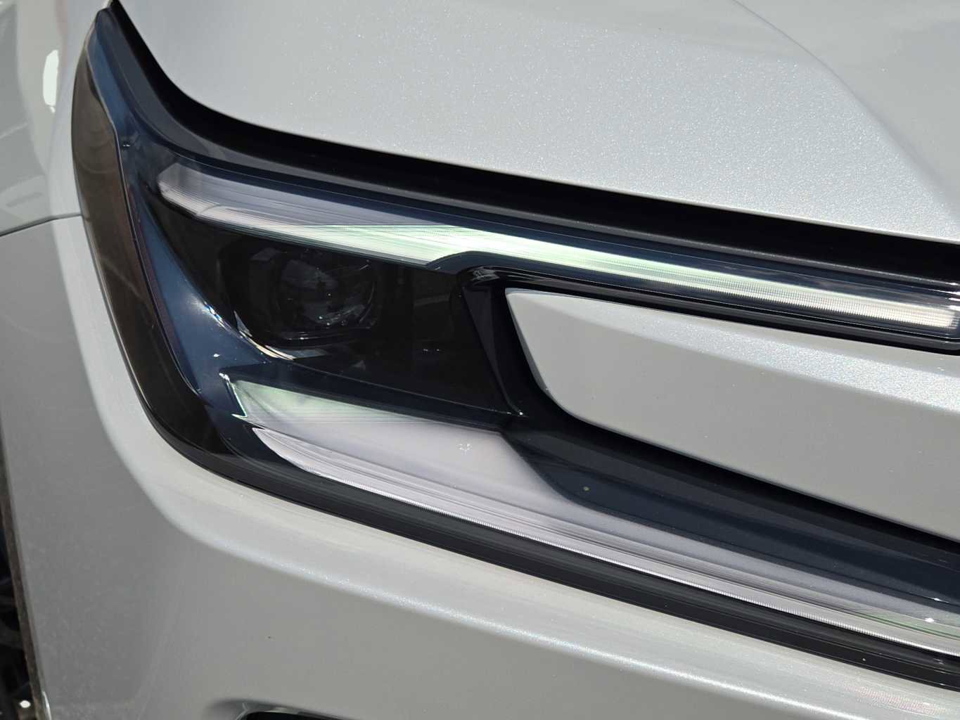 New 2026 Toyota RAV4 XSE AWD/4WD image 14