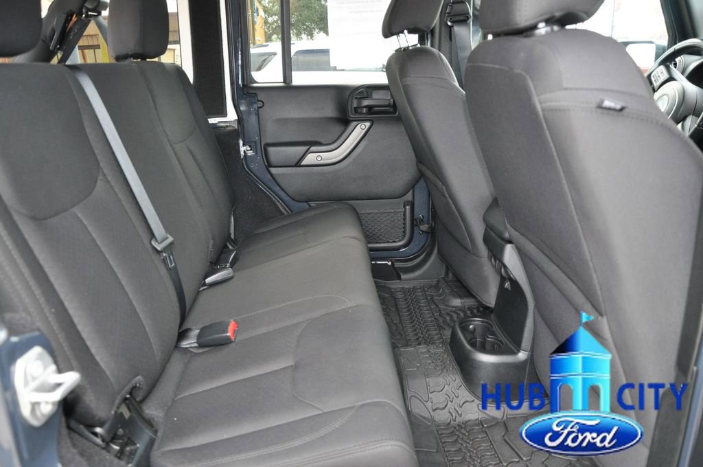 Used 2018 Jeep Wrangler Unlimited Sport S image 14