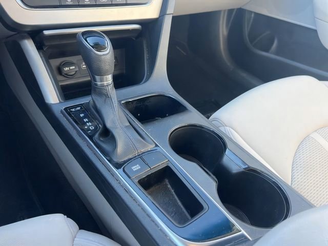 Used 2015 Hyundai Sonata SE w/ Option Group 09 image 13