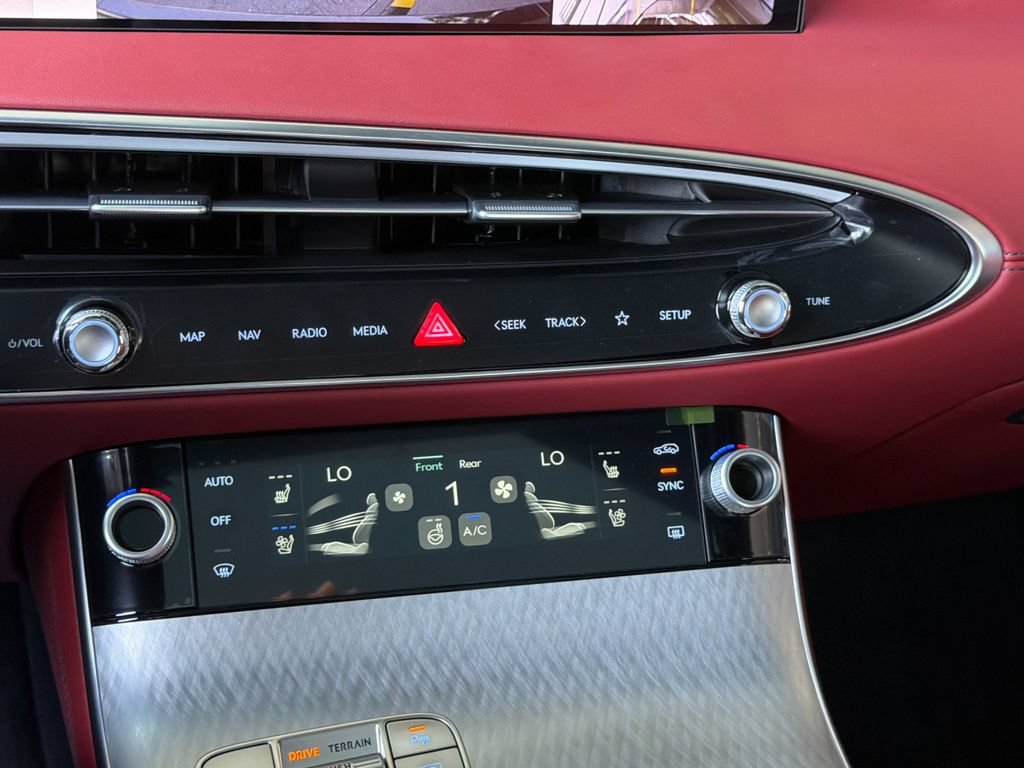 New 2026 Genesis GV70 2.5T Sport Prestige AWD/4WD image 21
