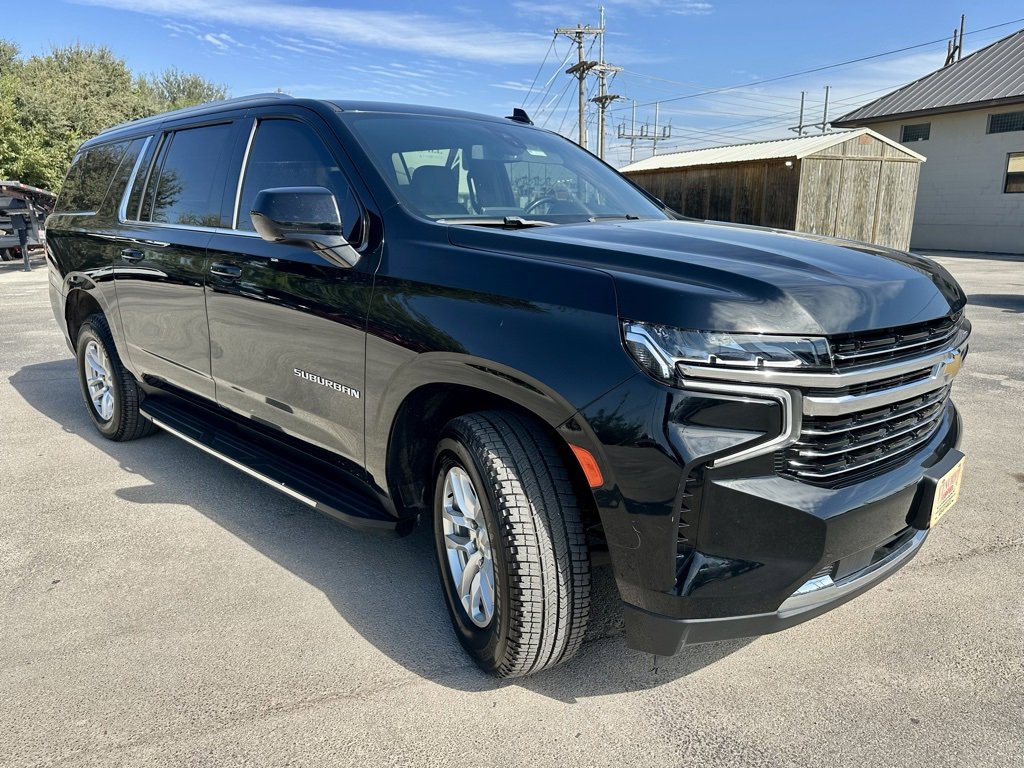 Used 2021 Chevrolet Suburban LT image 9