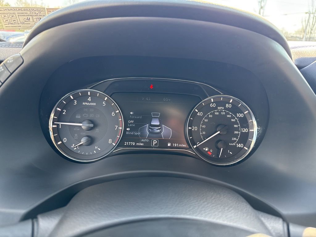 Used 2024 INFINITI QX80 Premium Select w/ Cargo Package image 12