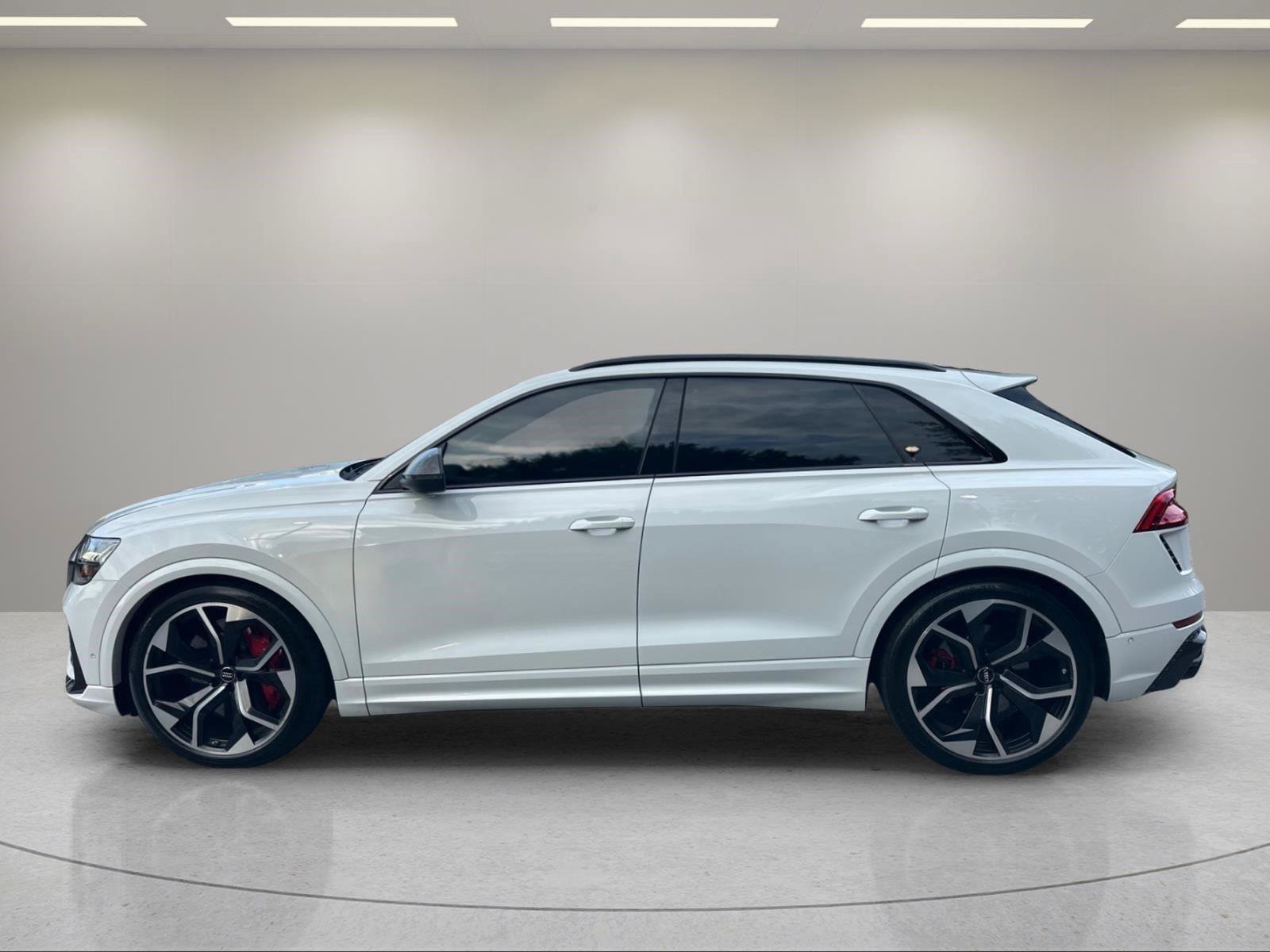 Used 2021 Audi RS Q8 AWD/4WD image 2