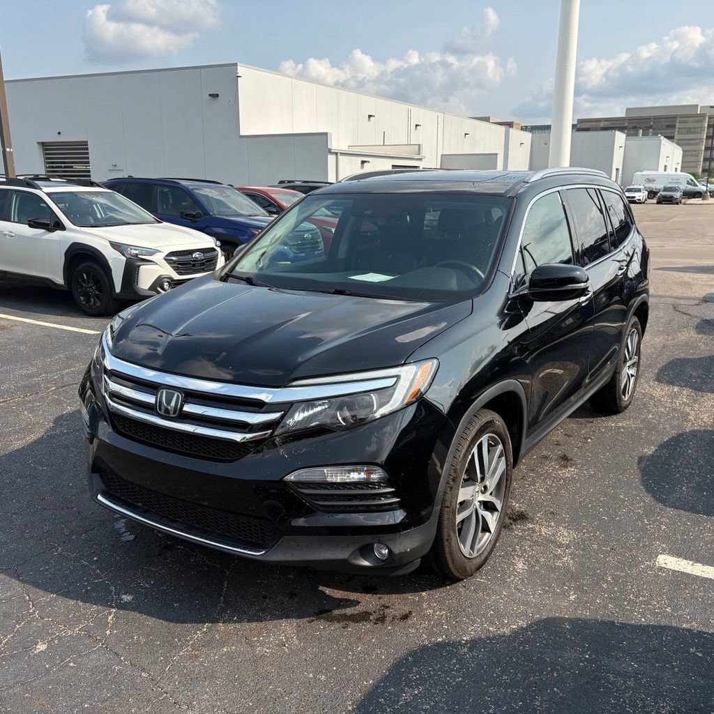 Used 2018 Honda Pilot Touring image 5