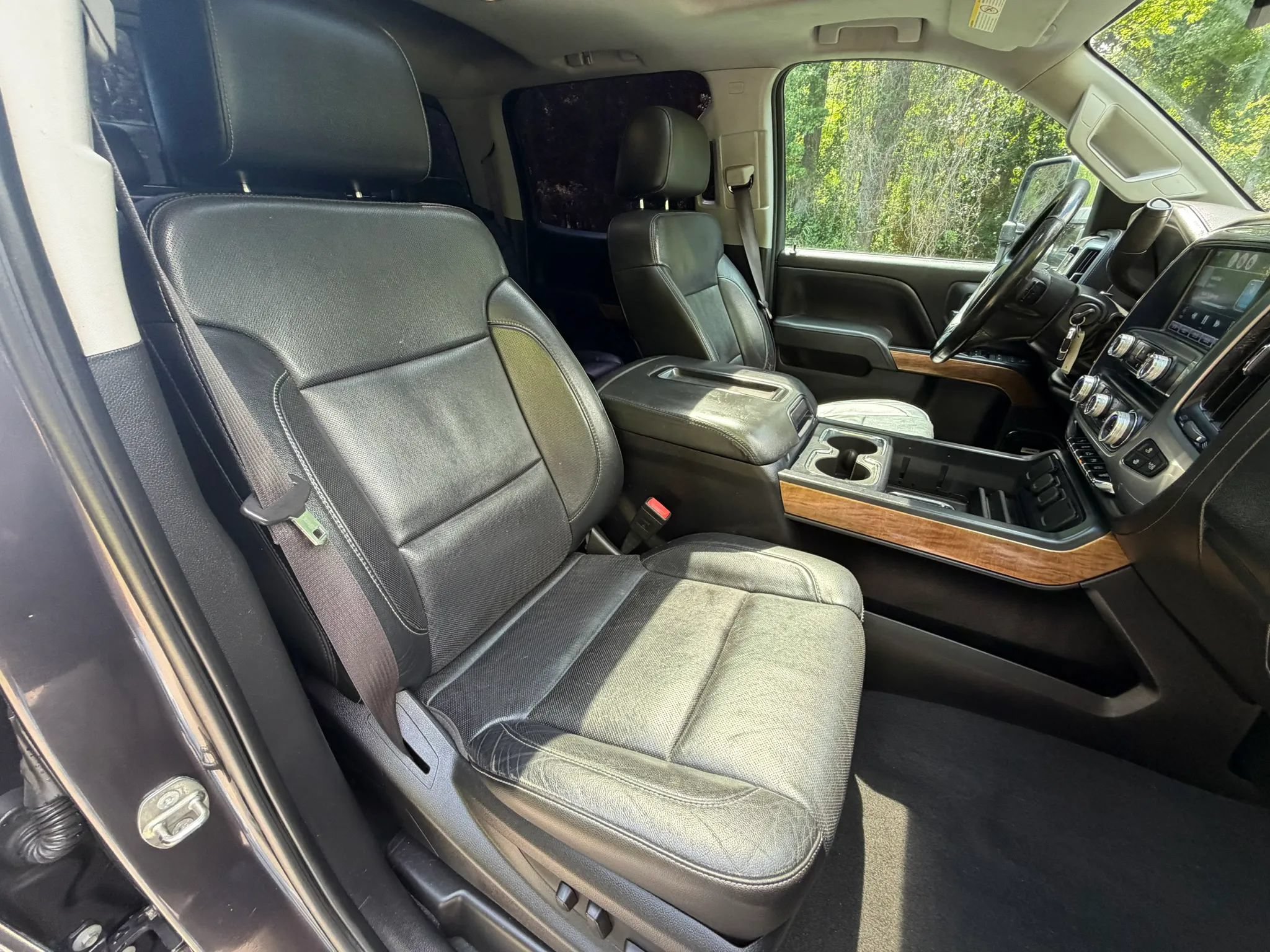 Used 2015 Chevrolet Silverado 3500 LTZ w/ Duramax Plus Package AWD/4WD image 26