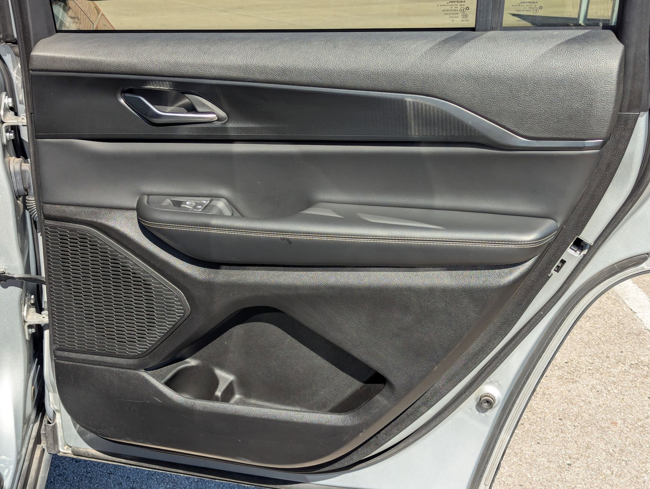 Used 2023 Jeep Grand Cherokee L Laredo image 26