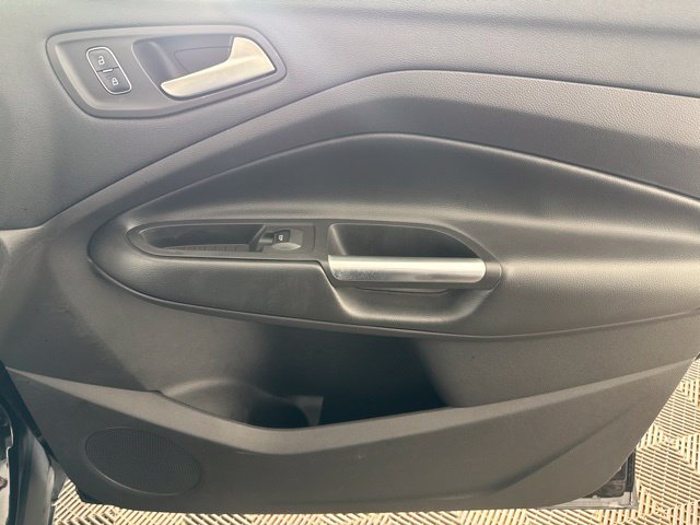 Used 2018 Ford Escape SE w/ Ford Safe & Smart Package FWD image 22