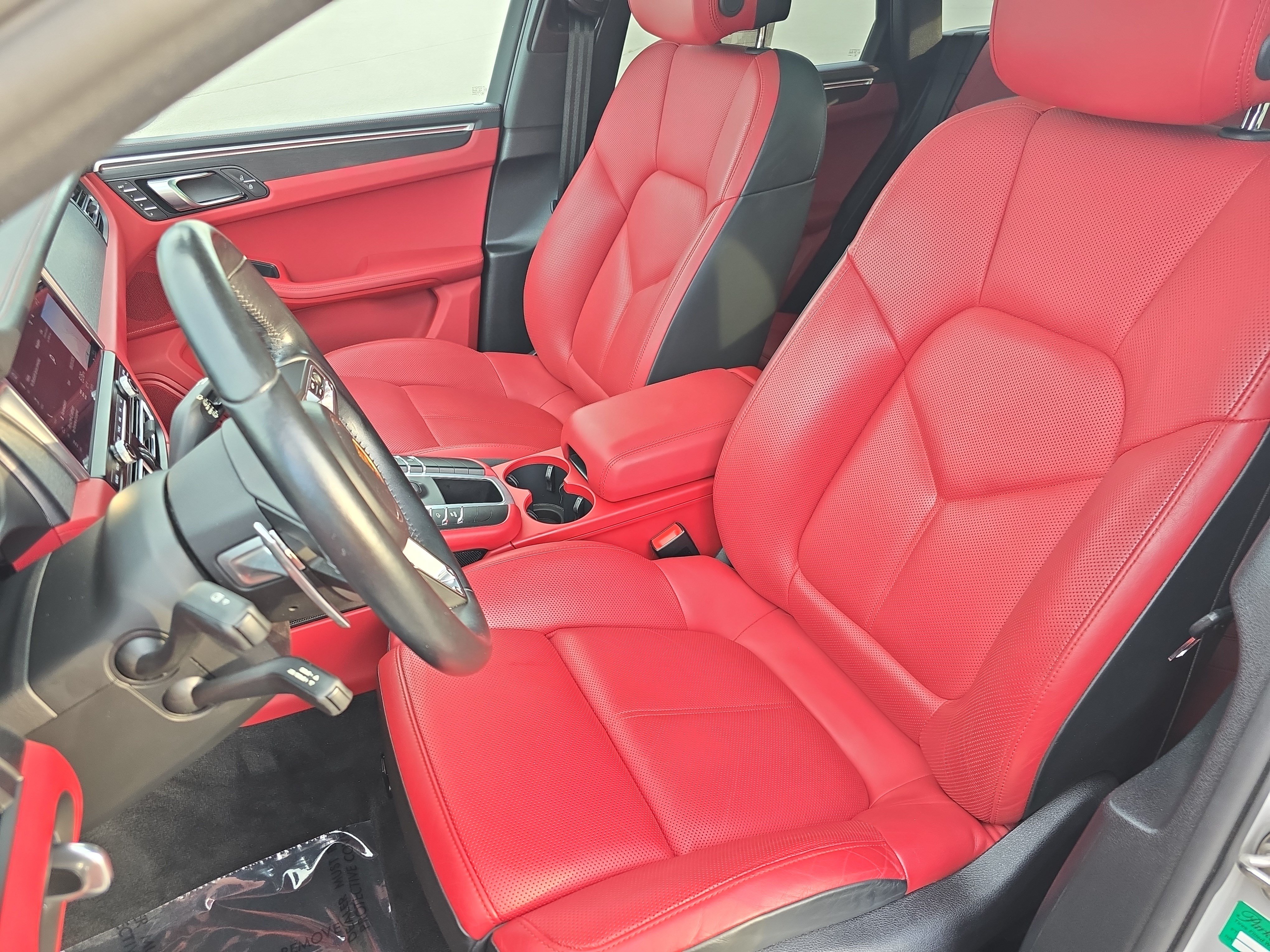 Used 2021 Porsche Macan GTS AWD/4WD image 15
