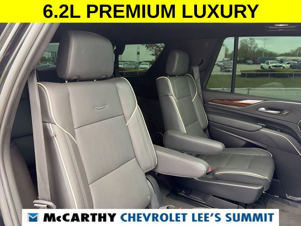 Used 2023 Cadillac Escalade Premium Luxury w/ LPO, Illumination Package AWD/4WD image 41