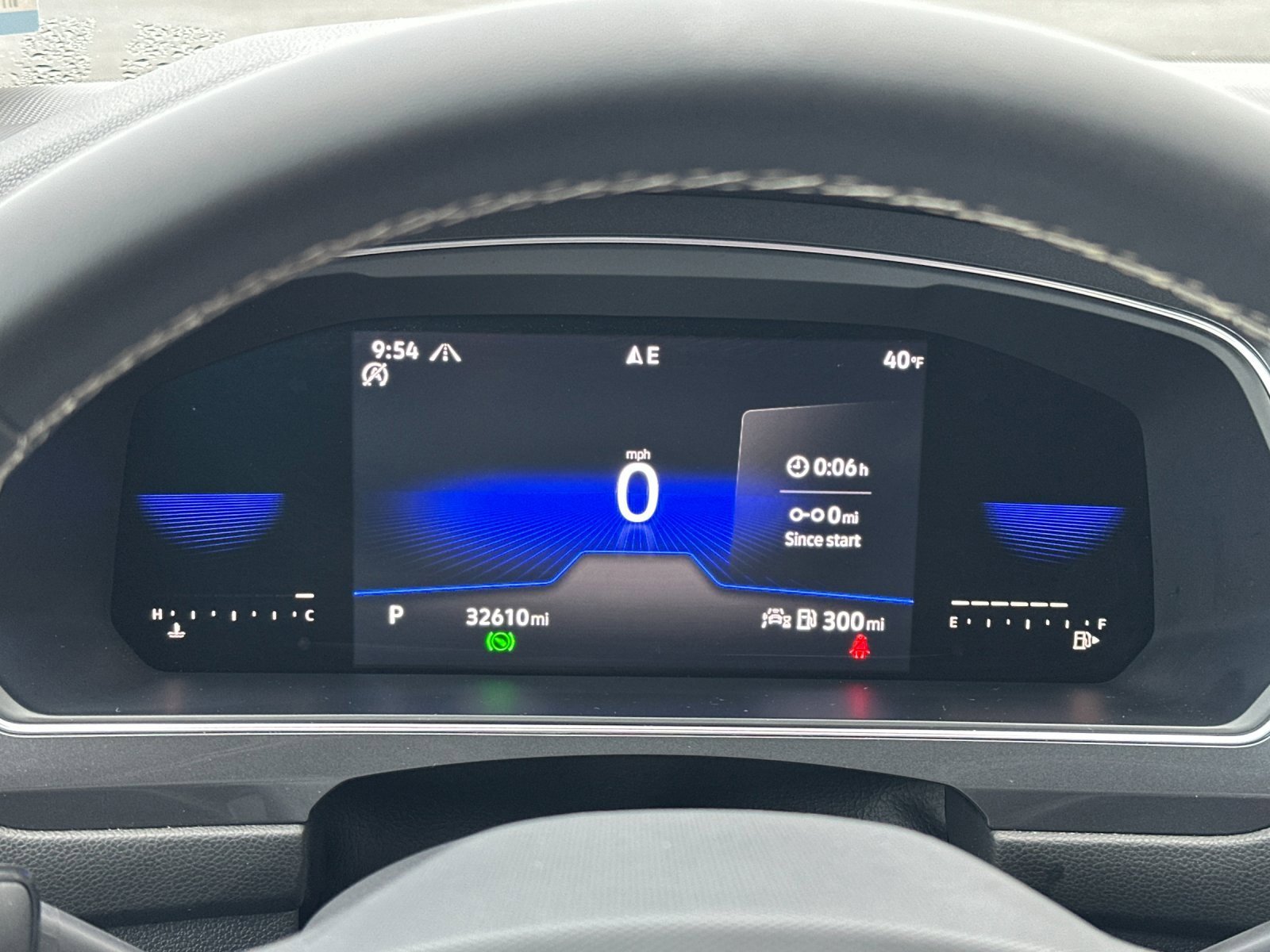 Used 2022 Volkswagen Tiguan SE image 24