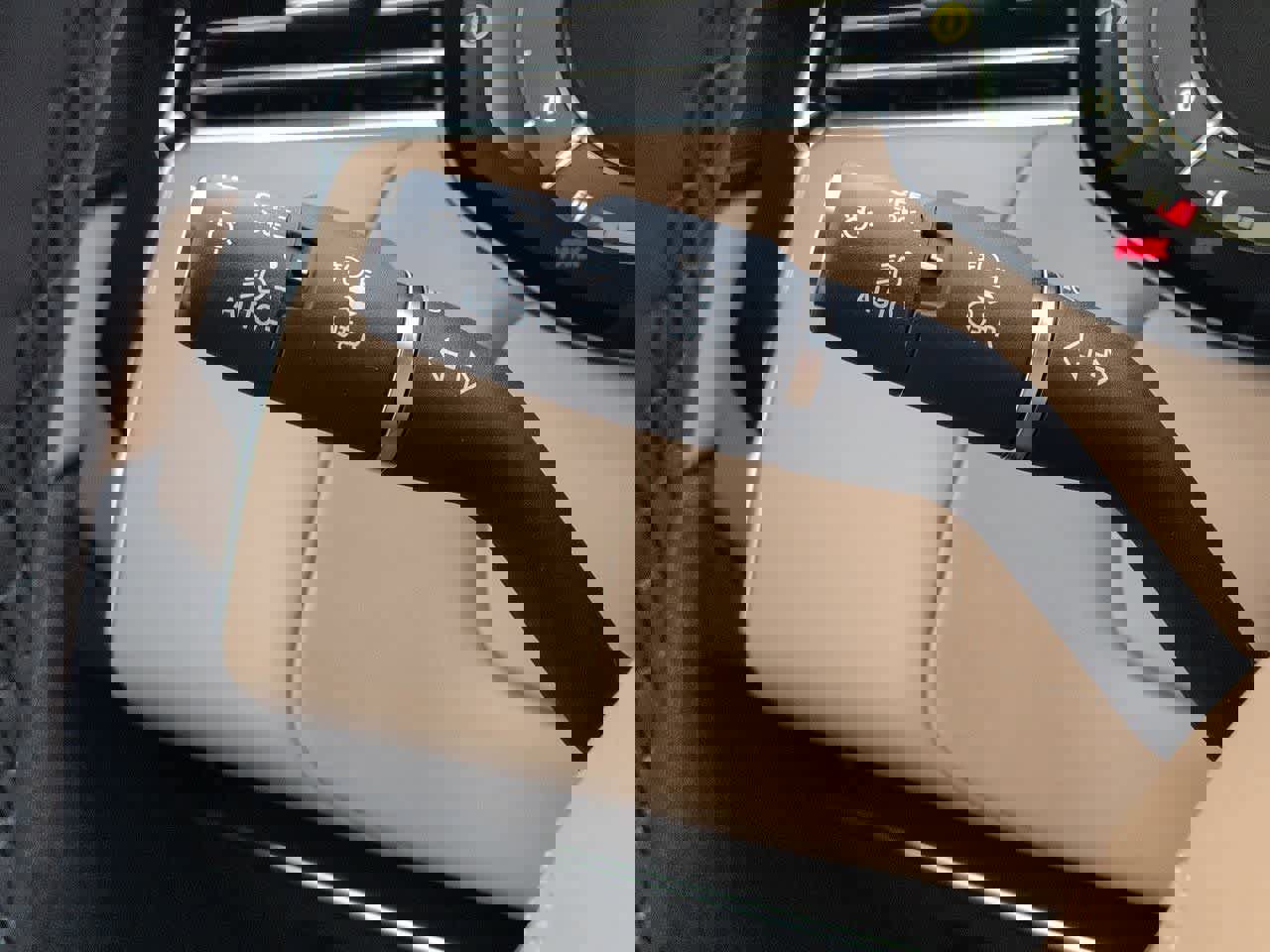 New 2026 Land Rover Range Rover Sport SE AWD/4WD image 28